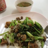 เมนูของร้าน นิรันดร์มาม่าผัด เจ้าเก่า (รร.เรยีนา) เชียงใหม่แลนด์