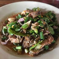 ร้าส้มตำป้าราตรี - ส้มตำระนอง