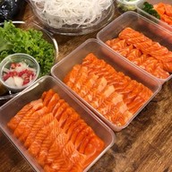 ข้าวหอมซูชิตลาดนัดเลียบด่วนรามอินทรา ตลาดนัดเลียบด่วนรามอินทรา  -