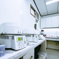 Dental Design Clinic & Lab เด็นตัลดีไซน์คลินิกและแลบ