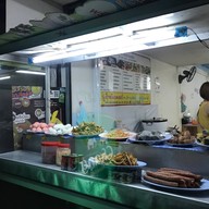 บรรยากาศ ข้าวต้มนายแดง ถ.ช้างคลาน