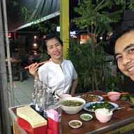 บรรยากาศ ข้าวต้มนายแดง ถ.ช้างคลาน