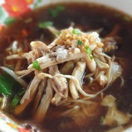 ก๋วยเตี๋ยวไก่มะระ ลำลูกกา คลอง 10