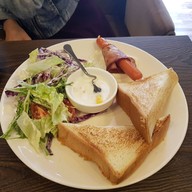 เมนูของร้าน 52 Cafe&bar At Shamian Hotel