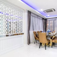 Exquisite pool villa