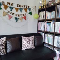 บรรยากาศ Pin Coffee ( DIY Coffee )