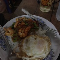 เมนูของร้าน แป๋วอาหารตามสั่ง