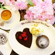 The Coffee Bean & Tea Leaf Central Embassy