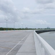 บรรยากาศ สะพานบางทราย ชลบุรี