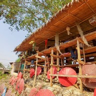 บรรยากาศ คำเพชรก๋วยเตี๋ยวโกงโต๋ง ฮางห้อยขา
