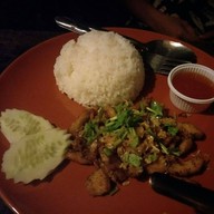 เมนูของร้าน บนเนิน