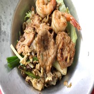 เมนูของร้าน ก๋วยเตี๋ยวผัดงี่เง่า เจ๊เบญโอเดี้ยน เยาวราช