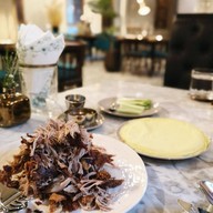 เมนูของร้าน The Yard Restaurant