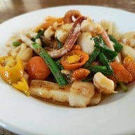 เมนูของร้าน เรือนปั้นหยา สมุทรสาคร