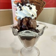 Swensen's โลตัสสระบุรี