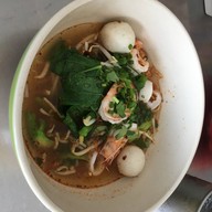 ก๋วยเตี๋ยวชักธง (ดู๋ดี๋) แสนภูดาษ
