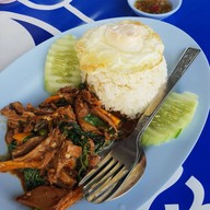 เมนูของร้าน ก๋วยเตี๋ยวเป็ดในสวน