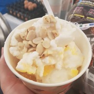 เมนูของร้าน ไอติมไข่แข็ง เซนต์หลุยส์ 3