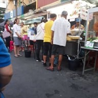 บรรยากาศ ข้าวต้มสถานีปากน้ำ