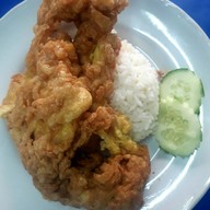 เมนูของร้าน เจ๊หนูข้าวคลุกกะปิชาววัง