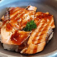 เมนูของร้าน Rashobu Teppanyaki & Sushi Cafe