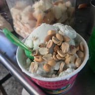 เจ๊ย้งไอติม ตลาดเก่า