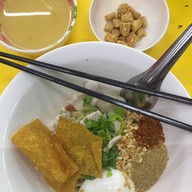 เมนูของร้าน ก๋วยเตี๋ยวช้างม่อย สาขา2