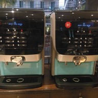 Café de Nîmes โรงแรมแกรนด์ สุขุมวิท กรุงเทพฯ