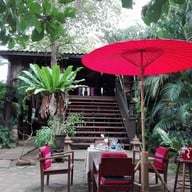 บ้านสวนแซ่บ  Ban Suan Zap