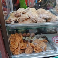 บรรยากาศ โคราช ข้าวมันไก่