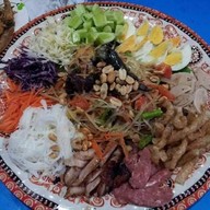 ส้มตำคิวทอง