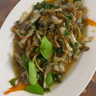 เมนูของร้าน ครัวเจ๊แมว ปากน้ำปราณ