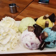 Bitter*sweet Homemade Ice Cream The Walk Nakhonsawan