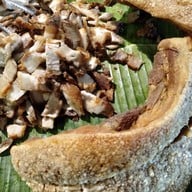 เมนูของร้าน ตั๊กกะเพรายักษ์ Top สิงห์บุรี