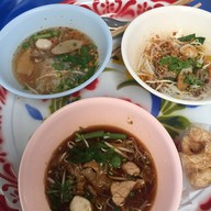 ก๋วยเตี๋ยววัดตะเคียน