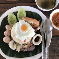 ชามโต'เตี๋ยวต้มยำ จันทบุรี