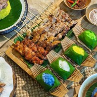 เมนูของร้าน หมูมั้ยแม่ หมึกย่างทะเลดอง ลาดกระบัง 36
