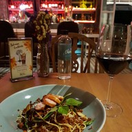 เมนูของร้าน Charm Eatery and Bar ราชครู