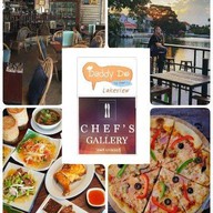 สี่เซียนซีฟู้ด ลานฟู้ดทรักส์ สัมมากรเพลส รามคำแหง 110