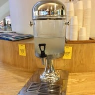 บรรยากาศ iberry สีลม คอมเพล็กซ์