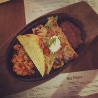 เมนูของร้าน Charley Brown's Mexican Cantina