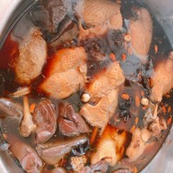 คุณพลอยก๋วยเตี๋ยวเป็ด มีสาขาเดียว