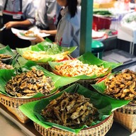 ตั๊กกะเพรายักษ์ Top สิงห์บุรี