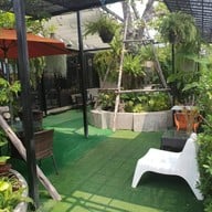 บรรยากาศ ส.น.ชล Bar&Bistro