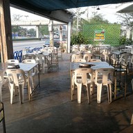 บรรยากาศ เล็ก หมูกระทะ