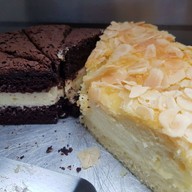 Auf der Au Garden บ้านแสงสิงห์