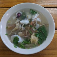 เมนูของร้าน ข้าวต้มปลาเกาะสีชัง