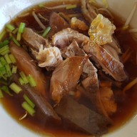 เมนูของร้าน วาสนา ก๋วยเตี๋ยวเป็ด