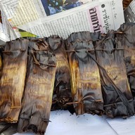 เมนูของร้าน ข้าวเหนียวปิ้งแม่สุทิน