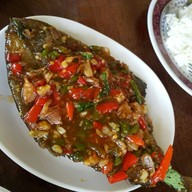 เมนูของร้าน ข้าวแกงแสนตุ้ง จันทบุรี